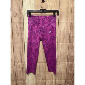 Adidas Small pink/purple active wear cropped leggings athletic